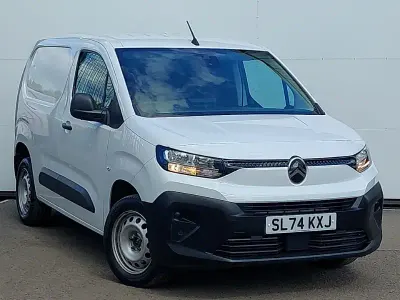 Gebraucht Citroën Berlingo 100 PS (73 kW) 2024 Weiß Van / Kleinbus
