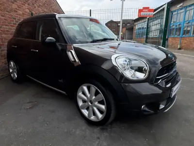 Usado Mini Cooper SD Countryman 143 CV (105 kW) 2016 Gris SUV