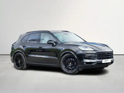Used Porsche Cayenne 1969 Black SUV