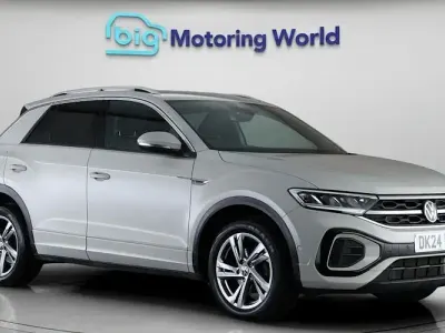 Usado VW T-Roc R-line 150 HP (110 kW) 2024 Cinzento SUV