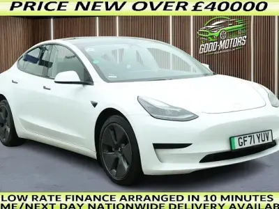 Używany Tesla Model 3 Standard Range 180 kW (245 KM) 2021 Sedan/Limuzyna