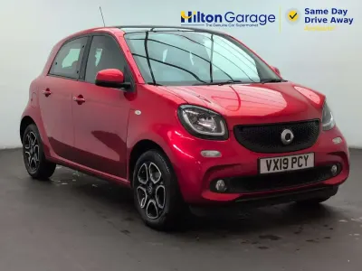 Used Smart ForFour Premium 71 HP (52 kW) 2019 Red Hatchback