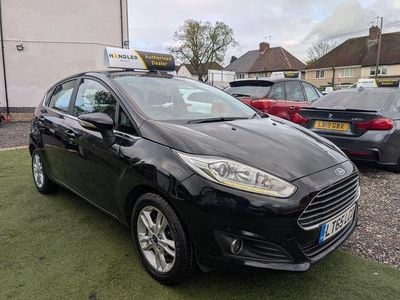 Usado Ford Fiesta Zetec 2015 Preto Citadino