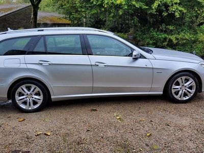 Silver Used 2011 Mercedes E350 Avantgarde Estate | £6,995 (Fair price)
