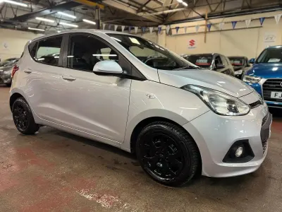 Used Hyundai i10 SE 83 HP (61 kW) 2014 Silver Hatchback