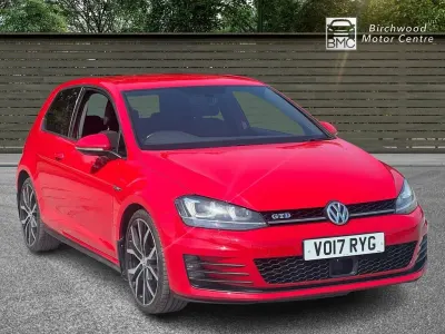 Used VW Golf VII GTD 184 HP (135 kW) 2017 Red Hatchback