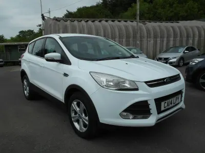 Used Ford Kuga Zetec 163 HP (119 kW) 2014 White SUV
