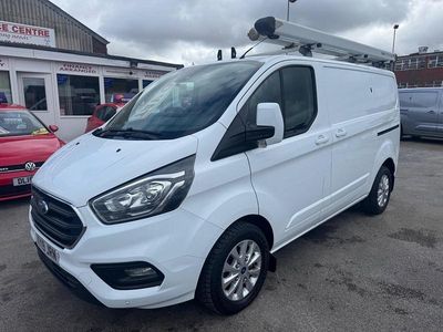 Used Ford Transit Custom Limited 130 HP (95 kW) 2019 White Van