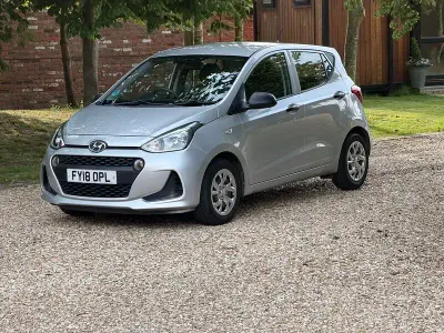 Used Hyundai i10 67 HP (49 kW) 2018 Silver Hatchback