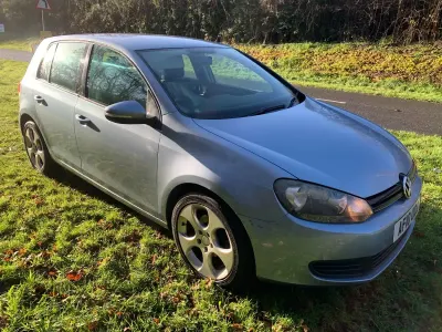 Usado VW Golf VI S 105 HP (77 kW) 2010 Azul Citadino