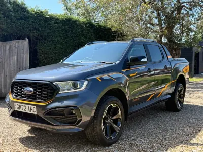 Begagnad Ford Ranger S 2023 Grå Pickup