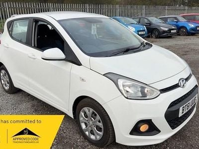 White Used 2016 Hyundai i10 SE Hatchback | £4,490 (Fair price)