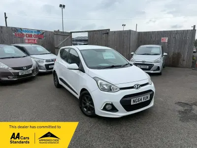 Used Hyundai i10 Premium 87 HP (63 kW) 2015 White Hatchback