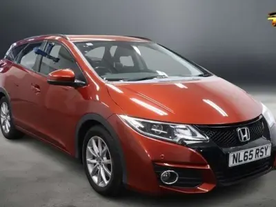 Used Honda Civic SE Plus 120 HP (88 kW) 2015 Red Estate