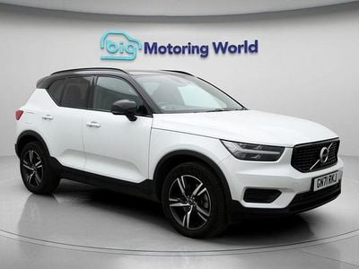 Used Volvo XC40 R-Design 197 HP (144 kW) 2021 White SUV