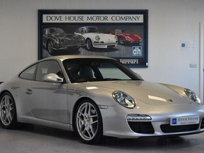 Porsche 911 Carrera