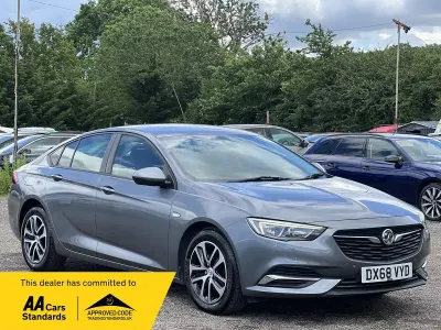Used Vauxhall Insignia Design Edition 2018 Grey Hatchback