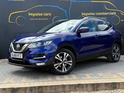 Used Nissan Qashqai N-Connecta 115 HP (84 kW) 2018 Blue SUV