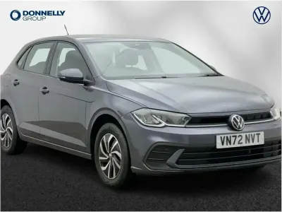 Usado VW Polo Life 79 HP (58 kW) 2023 Cinzento Citadino