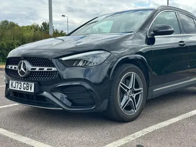 Used Mercedes GLA200 Executive 163 HP (119 kW) 2024 Black SUV
