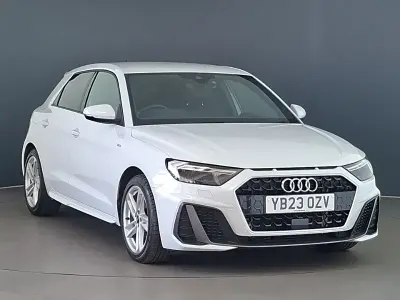 Used Audi A1 S-Line 95 HP (69 kW) 2023 White SUV