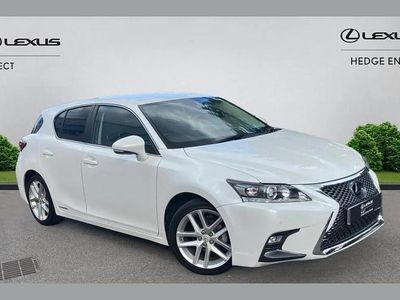 Lexus CT200h