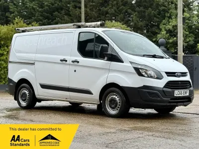 Used Ford Transit Custom 105 HP (77 kW) 2016 White Van