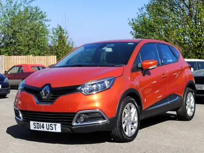 Używany Renault Captur Dynamique 88 KM (64 kW) 2014 Pomarańczowy SUV