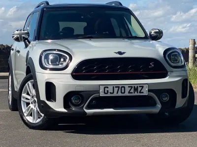 Used Mini Cooper S Exclusive 2020 White silver Hatchback