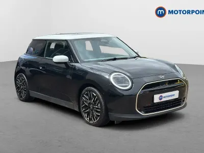 Używany Mini Cooper Exclusive 160 kW (218 KM) 2024 Czarny Hatchback