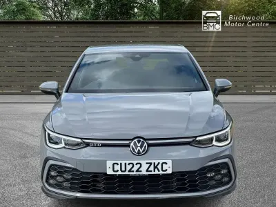 Begagnad VW Golf VIII GTD 200 HK (147 kW) 2022 Grå Halvkombi