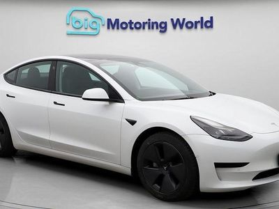 White Used 2021 Tesla Model 3 Standard Range Plus Sedan | £17,200 (Fair price)
