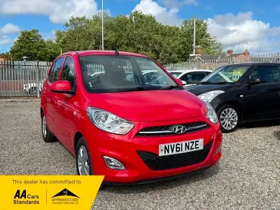 Used Hyundai i10 Active 86 HP (63 kW) 2012 Red Hatchback