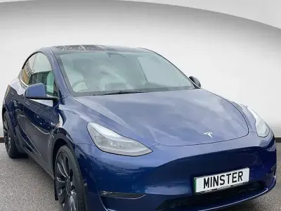 Używany Tesla Model Y Performance 392 kW (534 KM) 2023 Niebieski SUV