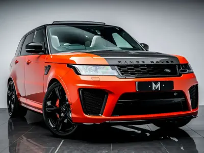 Używany Land Rover Range Rover Sport SVR 575 KM (422 kW) 2019 Pomarańczowy SUV