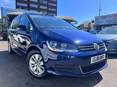 Usado VW Sharan SE 150 HP (110 kW) 2018 Azul Monovolume