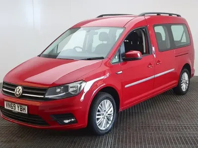 Usado VW Caddy Maxi Life 2019 Vermelho Monovolume