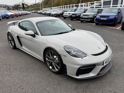 Porsche Cayman GT4