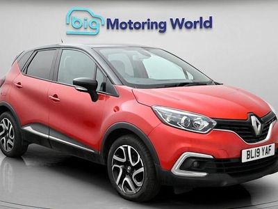 Used Renault Captur Iconic 90 HP (66 kW) 2019 Red/black SUV