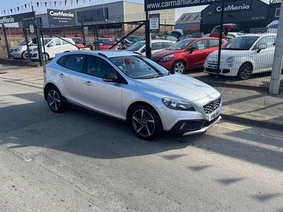 Usado Volvo V40 CC SE 150 HP (110 kW) 2016 Carrinha