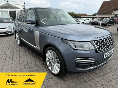 Used Land Rover Range Rover Autobiography 339 HP (249 kW) 2018 Blue SUV