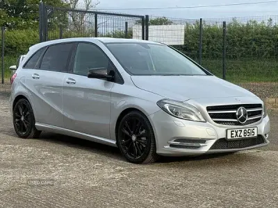 Used Mercedes B180 122 HP (89 kW) 2013 Silver Hatchback