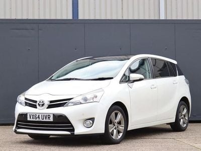 White Used 2014 Toyota Verso Trend MPV | £4,795 (Fair price)