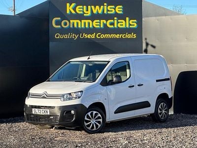 Used Citroën Berlingo 100 HP (73 kW) 2022 White MPV
