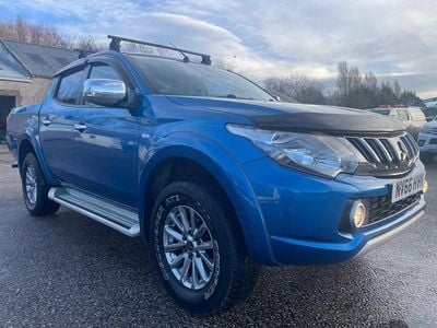 Blue Used 2016 Mitsubishi L200 Pickup | £9,750 (Fair price)