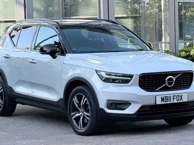 Used Volvo XC40 R-Design 2019 Silver SUV