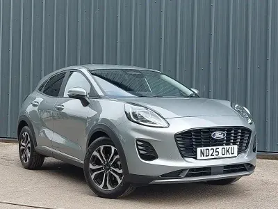 Używany Ford Puma Titanium 125 KM (91 kW) 2025 Srebrny SUV