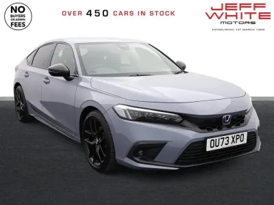 Używany Honda Civic Sport 184 KM (135 kW) 2023 Szary Hatchback