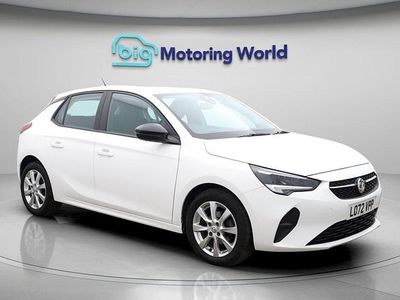 Used Vauxhall Corsa Design Edition 75 HP (55 kW) 2022 White Hatchback