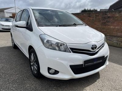 Used Toyota Yaris Plus 2014 White Hatchback
